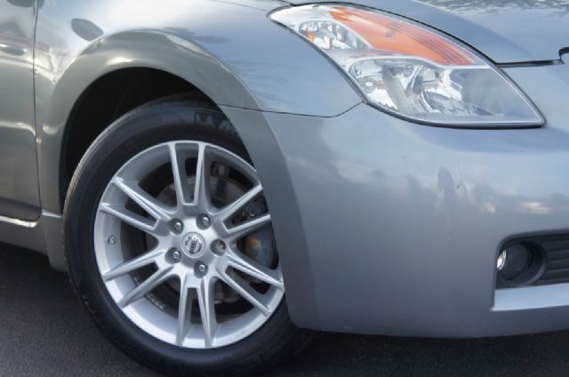 Nissan Altima 2008 photo 1