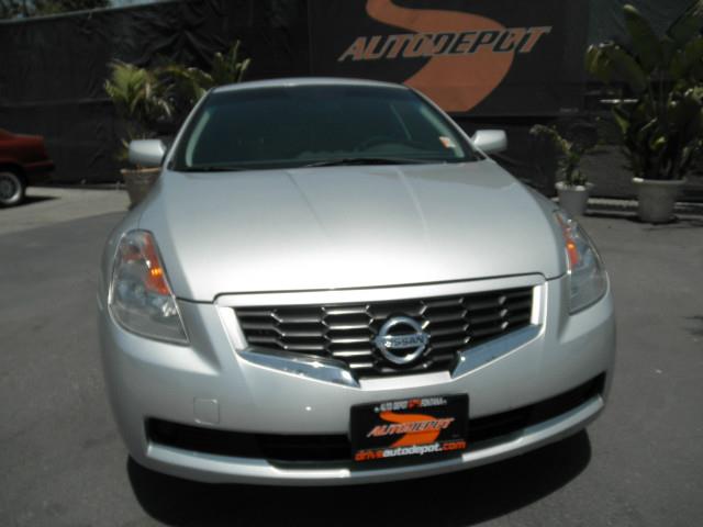 Nissan Altima 2009 photo 1
