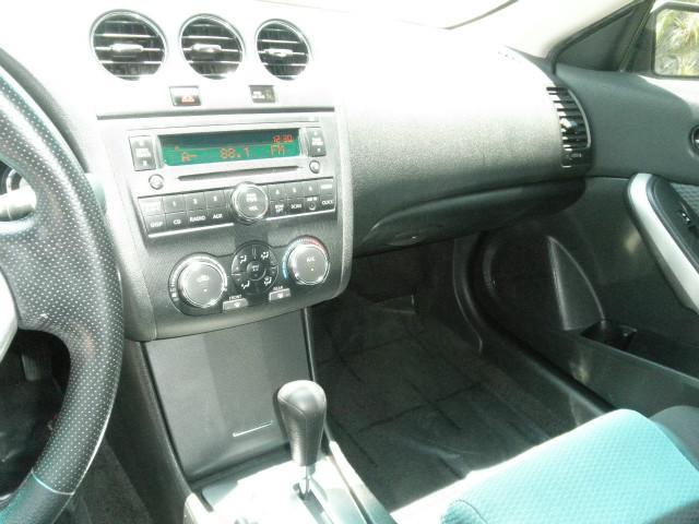 Nissan Altima 2009 photo 13