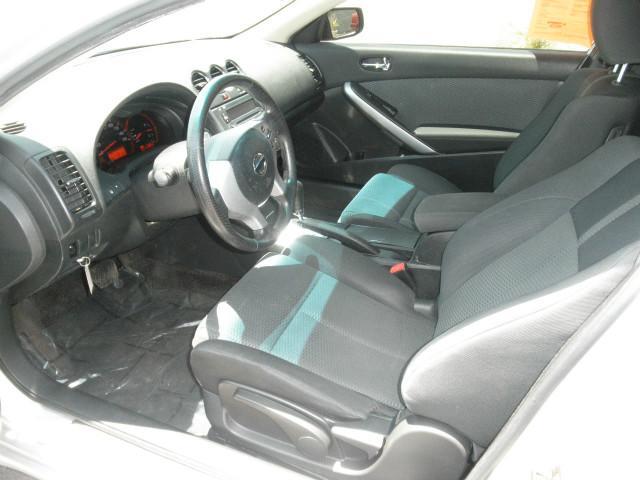 Nissan Altima 2009 photo 14