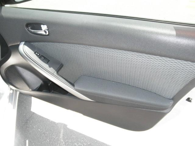 Nissan Altima 2009 photo 5