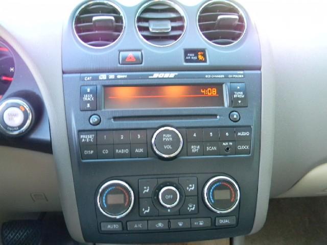 Nissan Altima 2009 photo 2