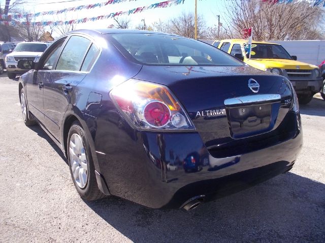 Nissan Altima 2009 photo 4
