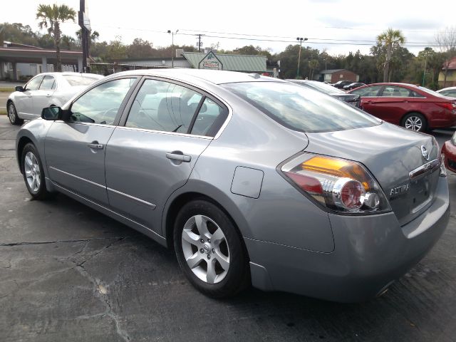 Nissan Altima 2009 photo 2