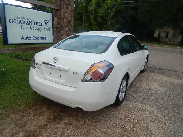 Nissan Altima 2009 photo 4