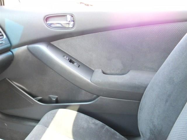 Nissan Altima 2009 photo 15