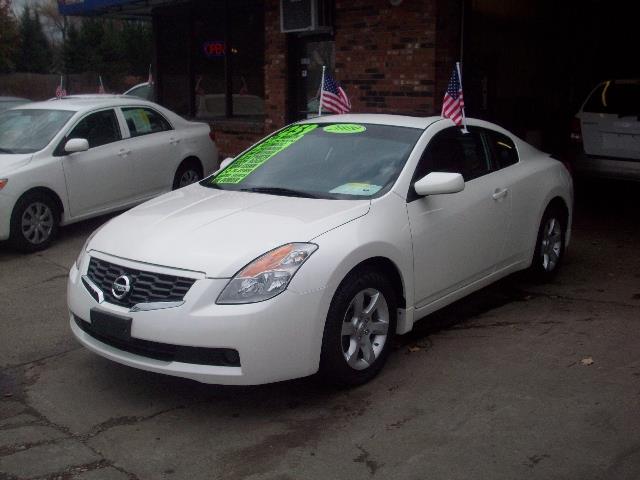 Nissan Altima 2009 photo 1
