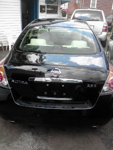 Nissan Altima 2009 photo 2