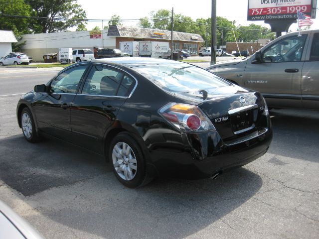 Nissan Altima 2009 photo 2