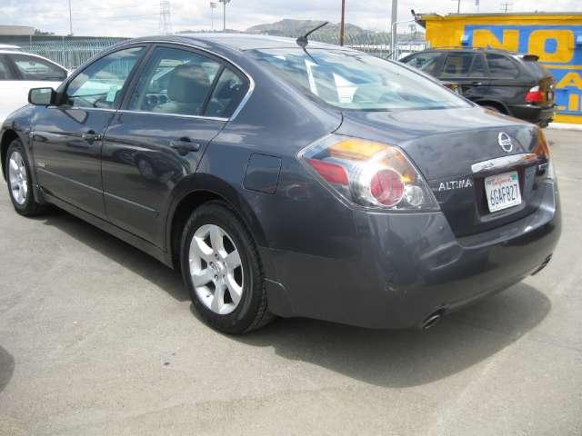 Nissan Altima 2009 photo 2