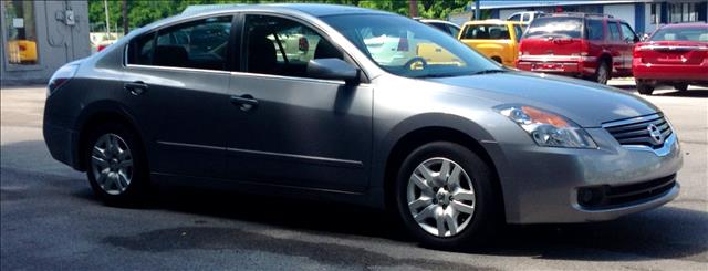 Nissan Altima 2009 photo 2