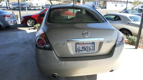 Nissan Altima 2009 photo 1