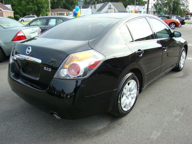 Nissan Altima 2009 photo 3