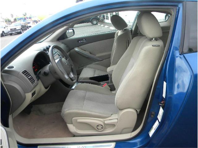 Nissan Altima 2009 photo 2