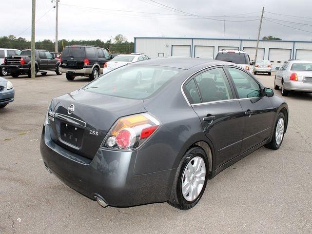 Nissan Altima 2009 photo 2