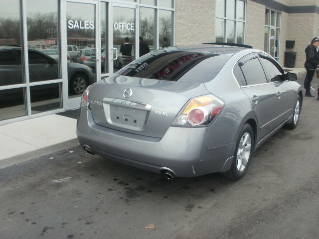 Nissan Altima 2009 photo 2