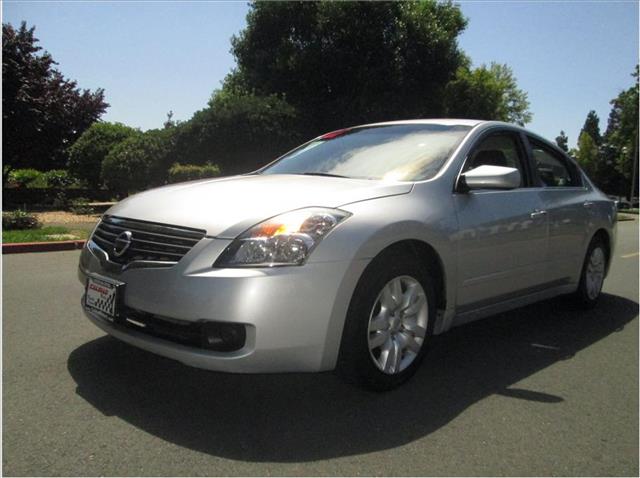 Nissan Altima 2009 photo 3