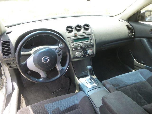 Nissan Altima 2009 photo 3
