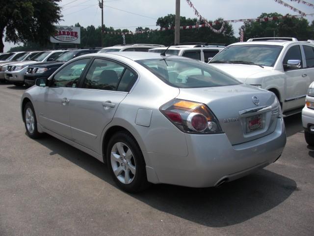 Nissan Altima 2009 photo 1