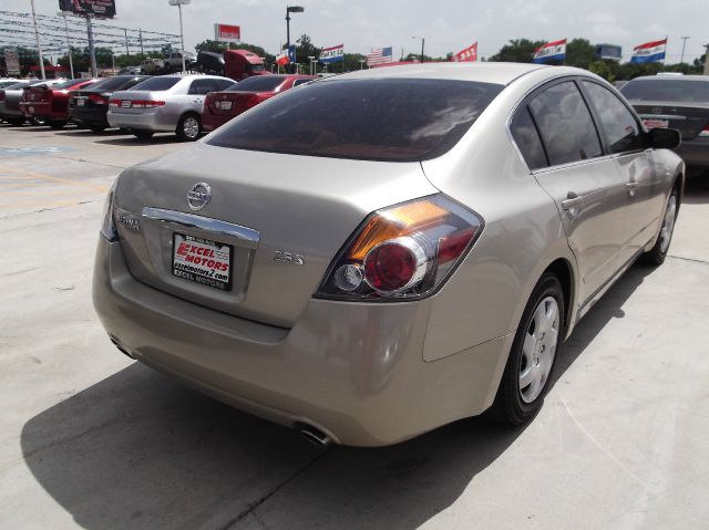 Nissan Altima 2009 photo 3