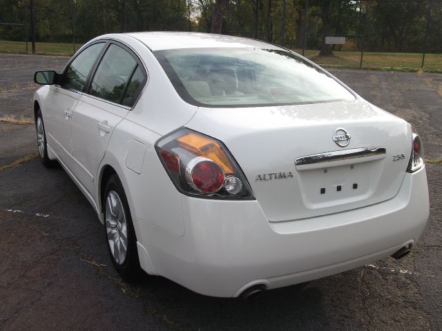 Nissan Altima 2009 photo 1