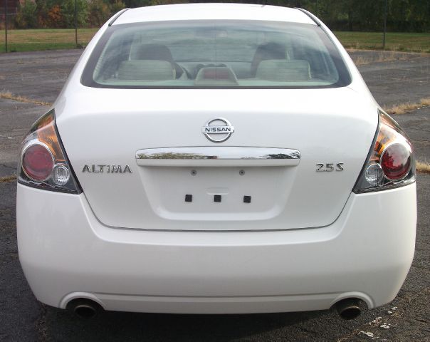 Nissan Altima 2009 photo 4