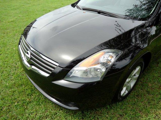 Nissan Altima 2009 photo 23