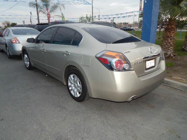 Nissan Altima 2009 photo 3