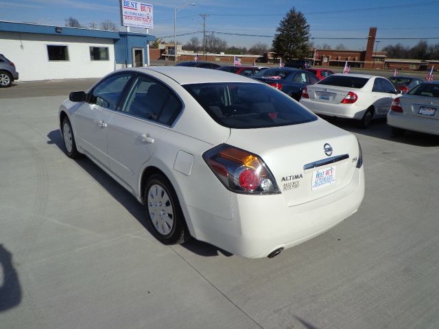 Nissan Altima 2009 photo 3