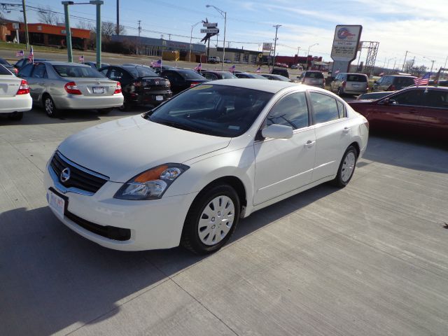 Nissan Altima 2009 photo 4