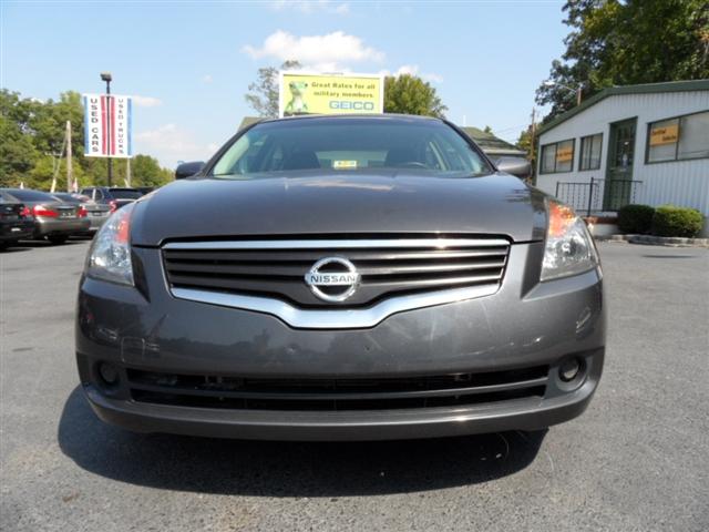 Nissan Altima 2009 photo 1