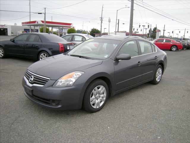 Nissan Altima Unknown Sedan