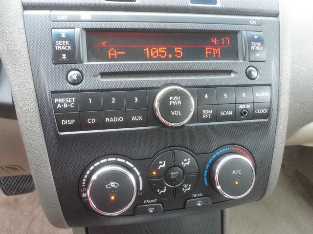 Nissan Altima 2009 photo 16