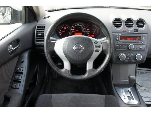 Nissan Altima 2009 photo 5