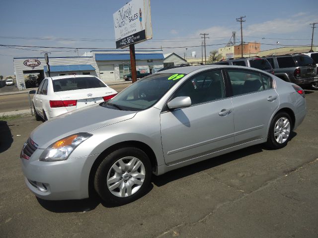 Nissan Altima 2009 photo 1