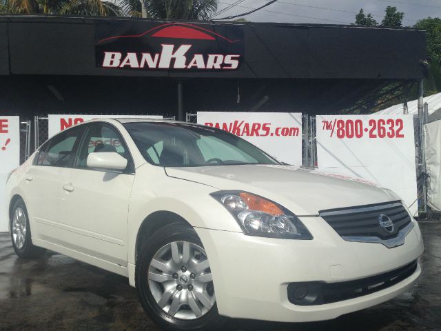 Nissan Altima 2009 photo 2