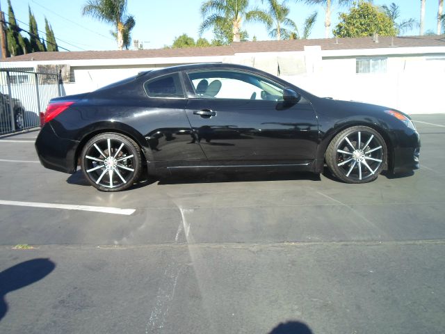 Nissan Altima 2009 photo 9