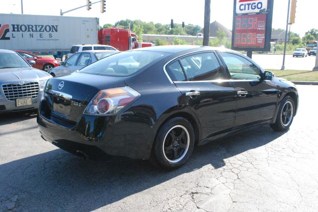 Nissan Altima 2009 photo 3