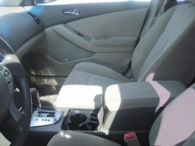 Nissan Altima 2009 photo 3
