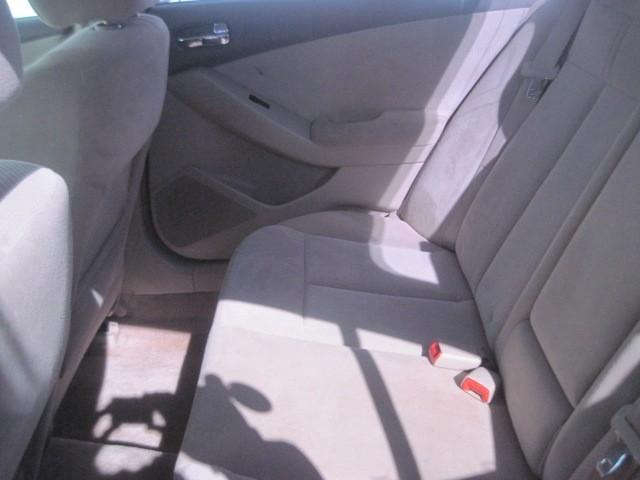 Nissan Altima 2009 photo 4