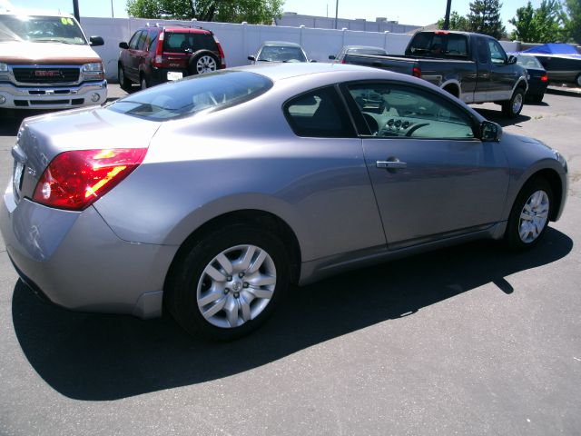 Nissan Altima 2009 photo 14