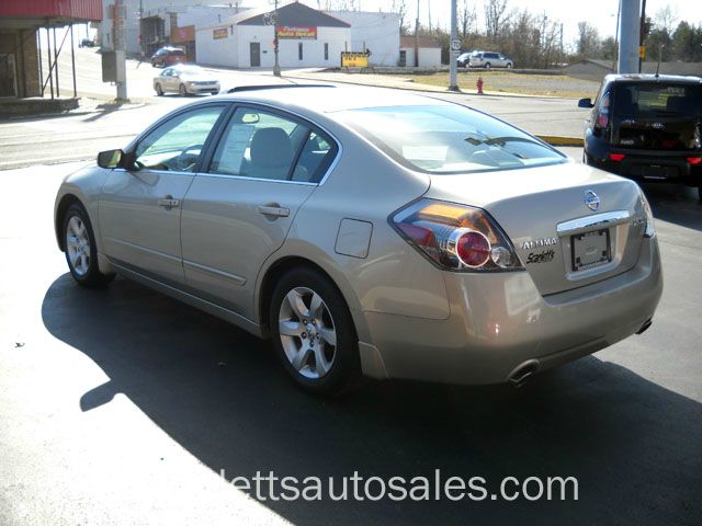 Nissan Altima 2009 photo 2