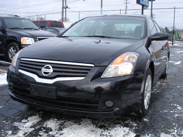 Nissan Altima 2009 photo 2
