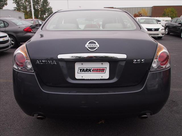 Nissan Altima 2009 photo 3