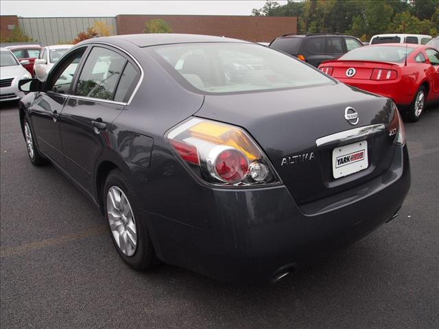 Nissan Altima 2009 photo 4