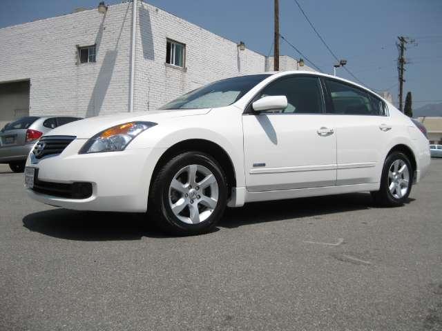 Nissan Altima ESi Sedan