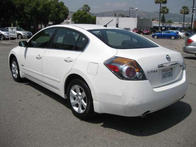 Nissan Altima 2009 photo 2