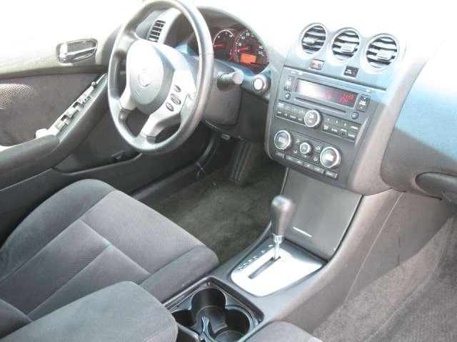 Nissan Altima 2009 photo 3