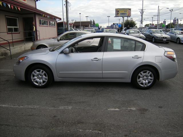 Nissan Altima 2009 photo 1