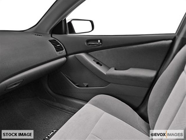 Nissan Altima 2009 photo 2